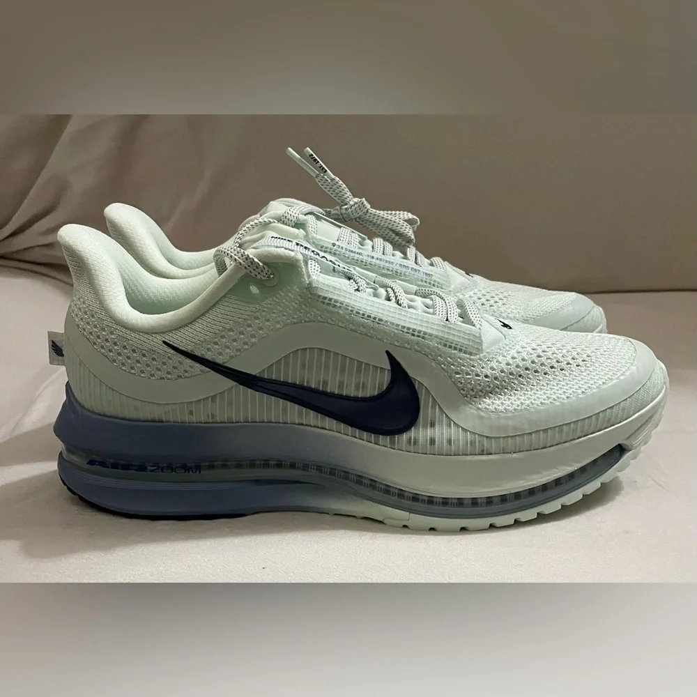 Nike Pegasus Premium Sneakers Barely Green and Blue Void 9.5 Women’s 8 Men’s